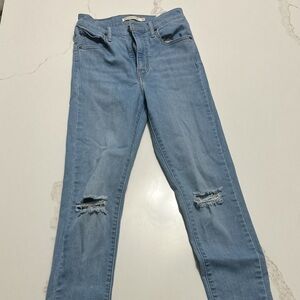 Levi blue light denim skinny jeans